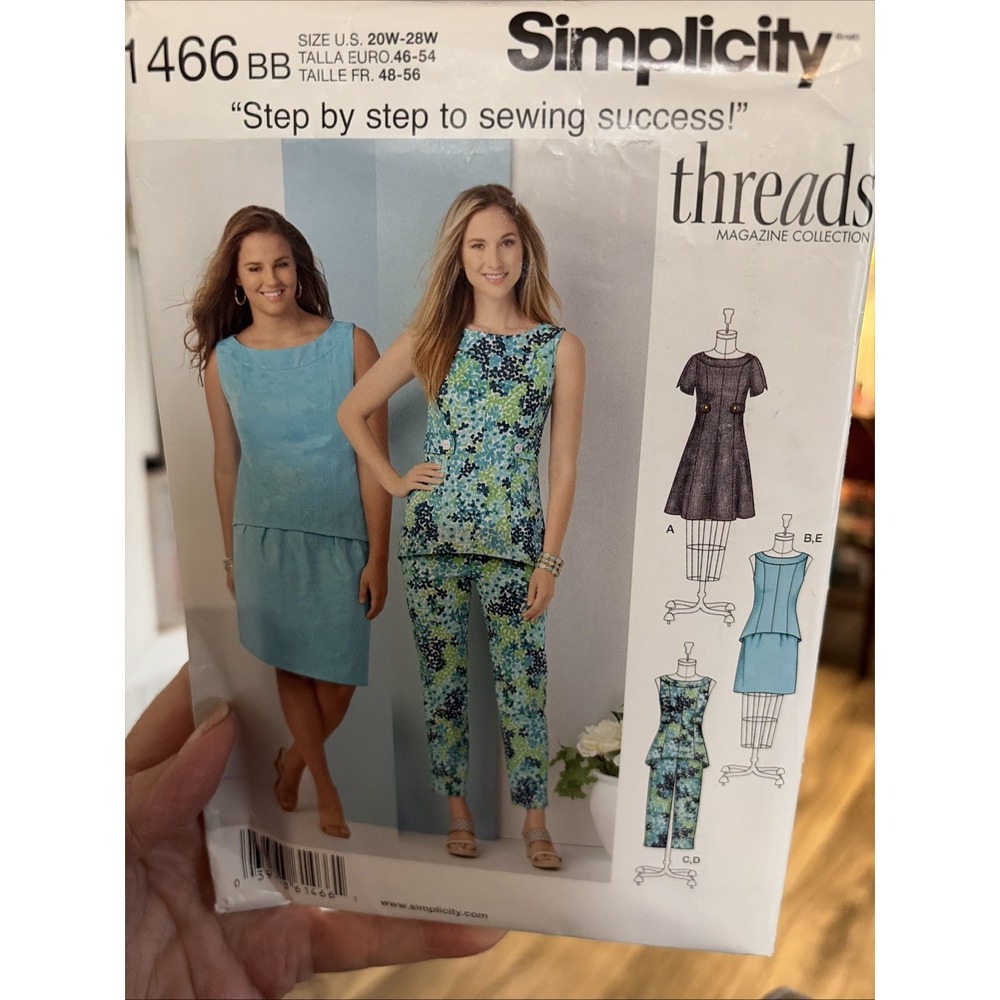 Simplicity Threads Outfit Sewing Pattern 1466 Size 20W-28W Uncut Dress Pants Top